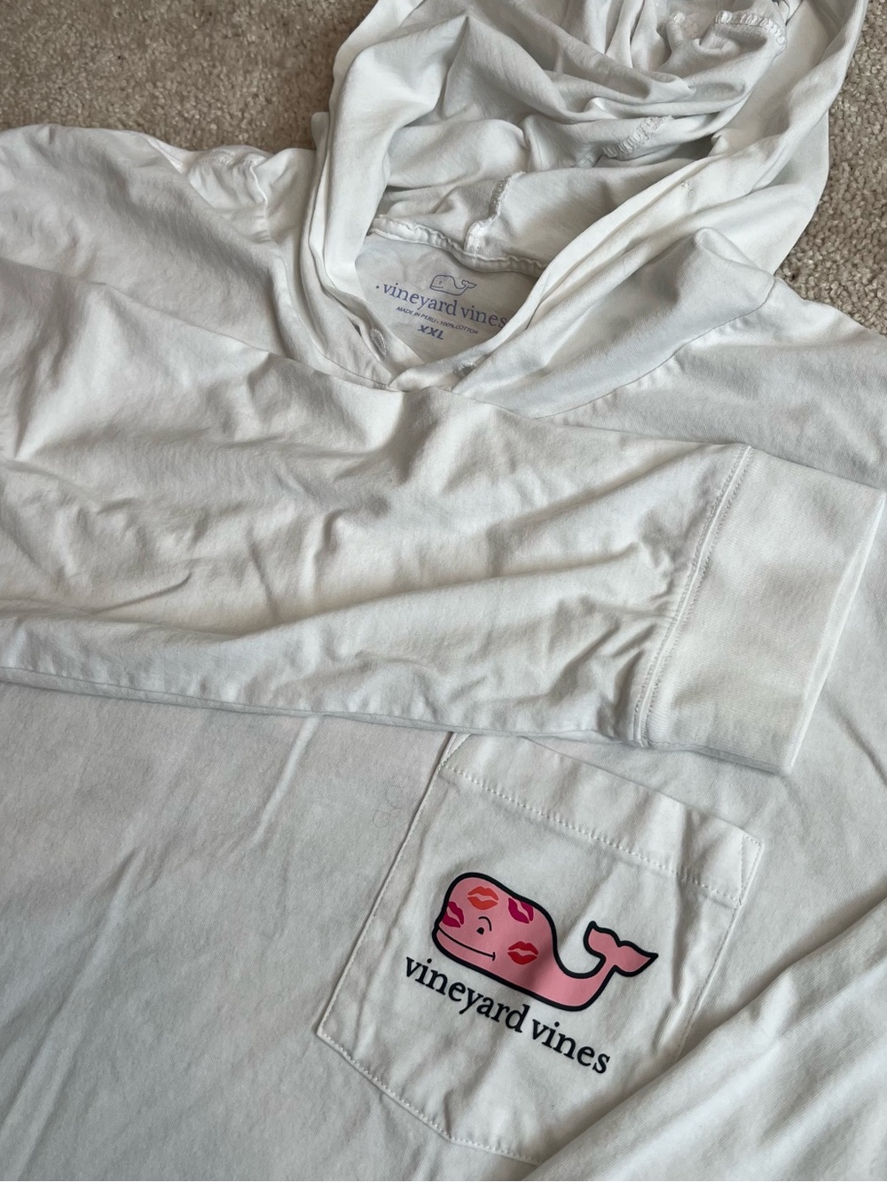 Vineyard Vines Womens XXL White Hooded Long Sleeve Tshirt Pink Whale Lips
